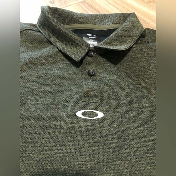 OAKLEY polo XL, army green - Picture 2 of 4